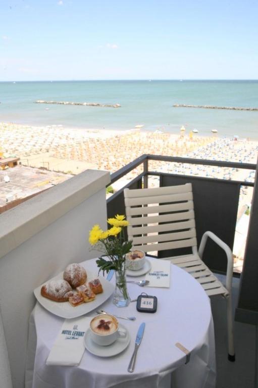 Hotel Levante Sul Mare Lido Di Savio Εξωτερικό φωτογραφία